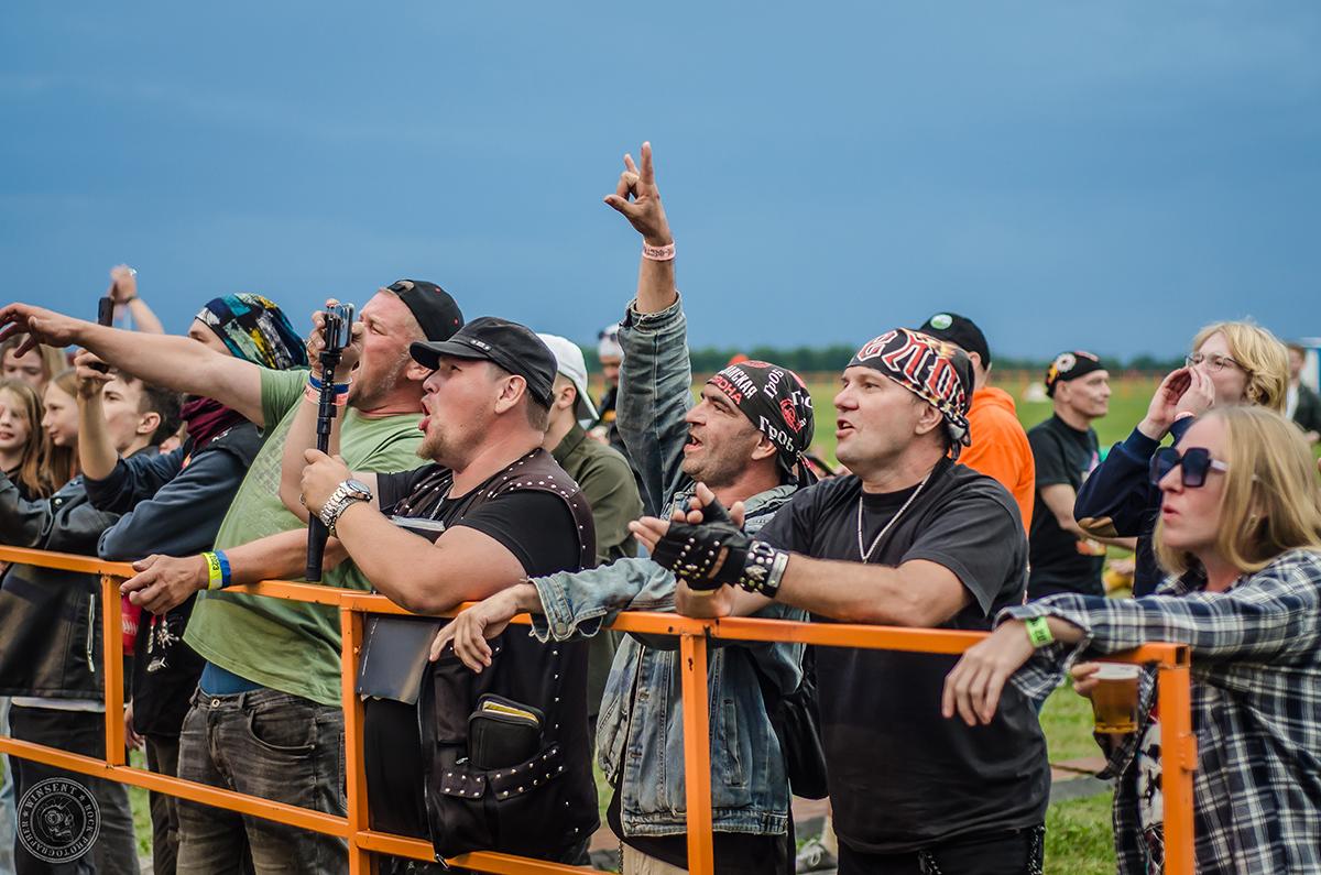 Фото В Новосибирске прошёл рок-фестиваль «Ветер Сибири-2023» 27